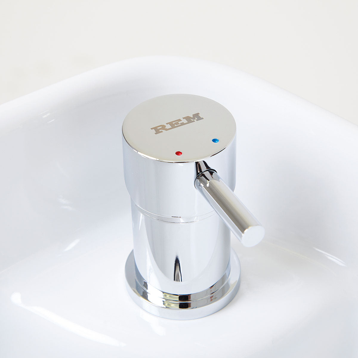 Nero Baltic Salon Backwash Unit Black