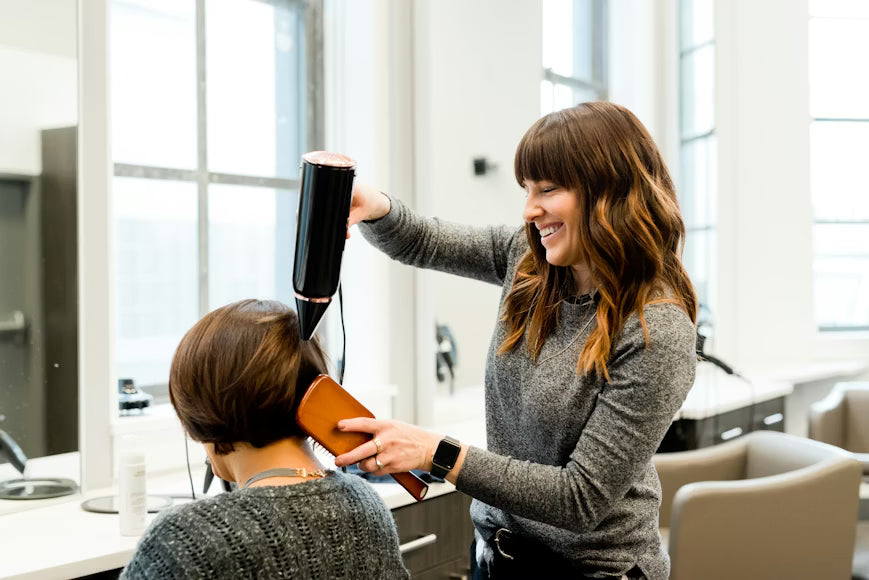 The Best Home Salon Chairs for Small Spaces: Space-Saving Picks for 2026