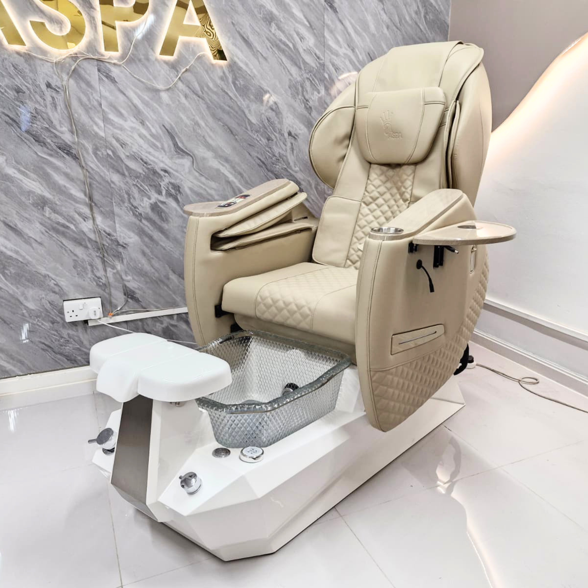 Nail Salon Pedicure Chairs & Pedicure Bowls